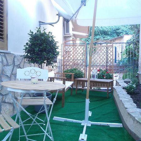 B&B La Piazzetta Palermo Luaran gambar