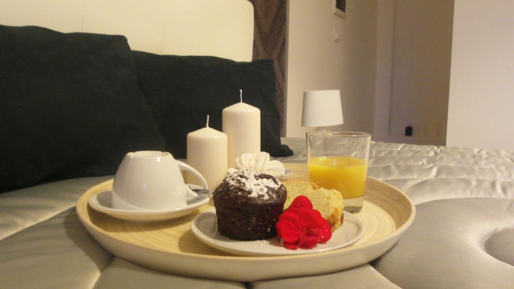 B&B La Piazzetta Palermo Luaran gambar